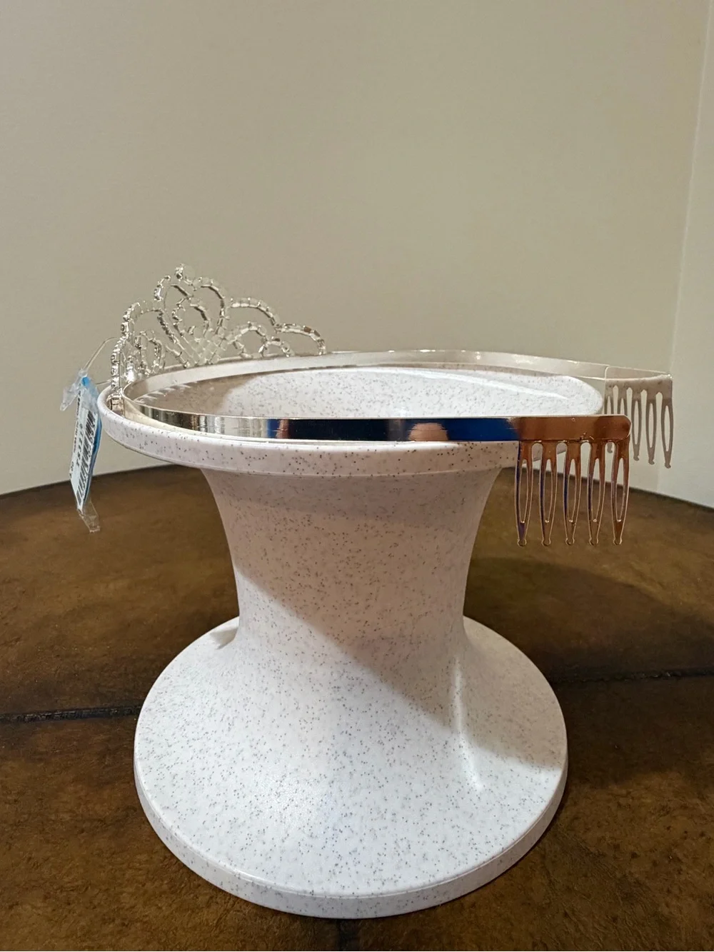 NEW WITH TAGS AUTHENTIC ARRIBAS DISNEY PRINCESS WEDDING PARTY TIARA WITH COMBS 👑